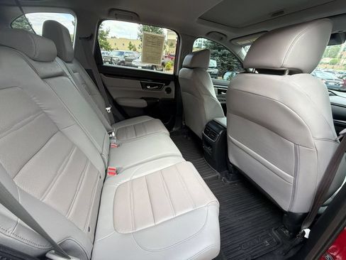 Used 2022 Honda CR-V Touring image 18