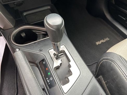 Used 2016 Toyota RAV4 XLE image 10