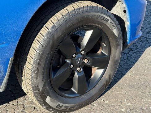 Used 2019 RAM 1500 Express w/ Express Value Package image 9