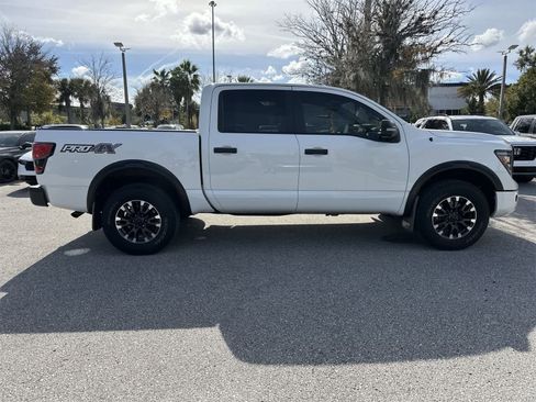 Used 2021 Nissan Titan PRO-4X w/ Pro-4x Convenience Package image 6