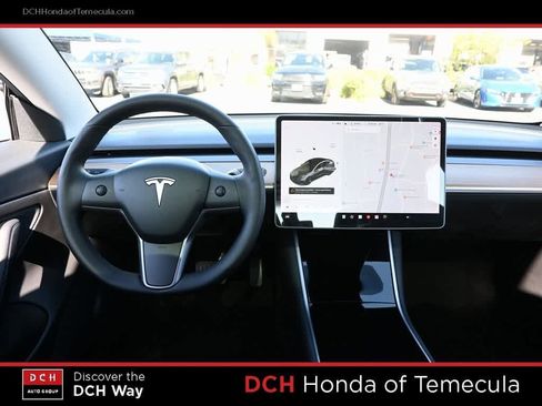 Used 2020 Tesla Model 3 Standard Range Plus image 7