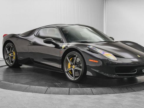 Used 2014 Ferrari 458 Spider image 56