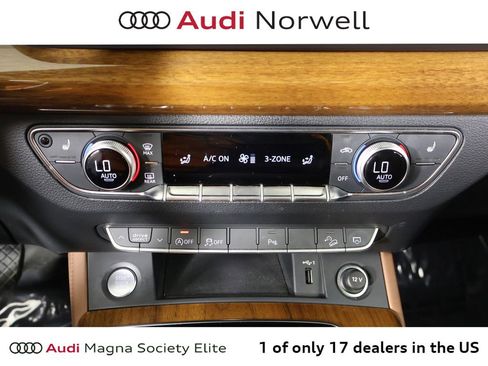 Used 2023 Audi Q5 2.0T Premium Plus w/ Premium Plus Package AWD/4WD image 5