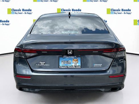 Certified 2023 Honda Accord Touring image 7
