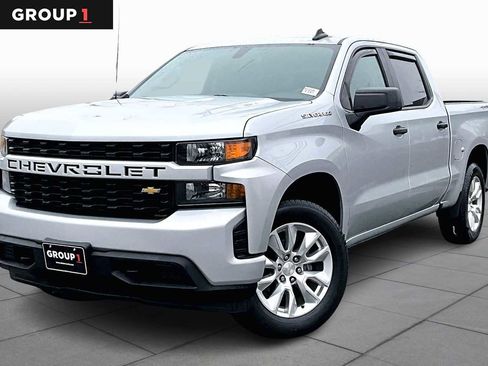 Used 2021 Chevrolet Silverado 1500 Custom image 1