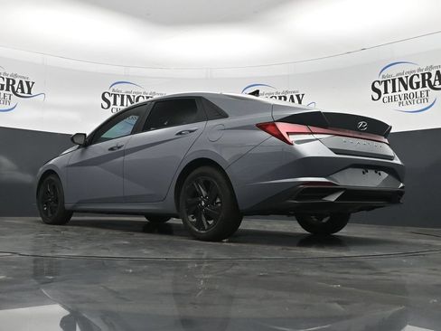Used 2023 Hyundai Elantra SEL w/ Preferred Accessory Package FWD image 30