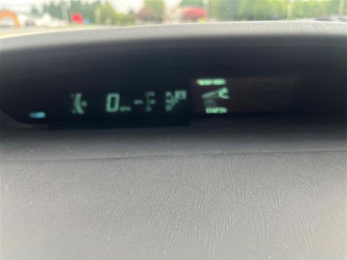 Used 2013 Toyota Prius Three FWD image 16