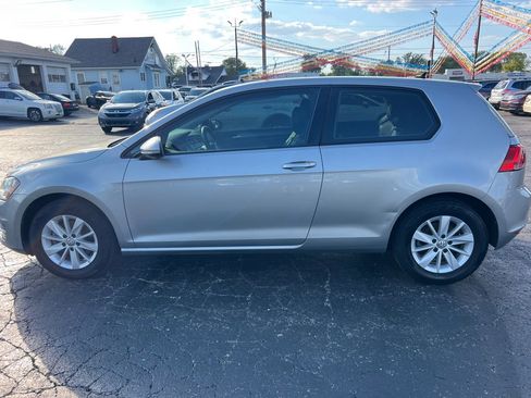 Used 2015 Volkswagen Golf S image 4