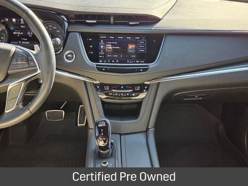Certified 2023 Cadillac XT5 Sportv w/ Technology Package AWD/4WD image 17
