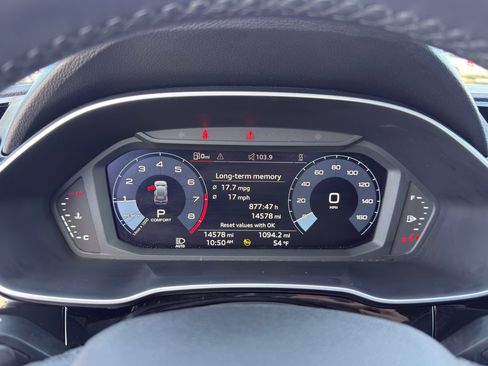 Certified 2023 Audi Q3 2.0T Premium w/ Black Optic Sport Package image 17