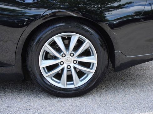 Used 2015 INFINITI Q50 Premium w/ Navigation Package RWD image 39