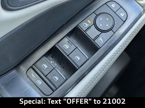 Used 2023 Nissan Rogue SV w/ SV Premium B Package image 26