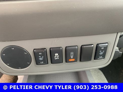 Used 2015 Nissan Frontier SV w/ SV Value Truck Package image 17