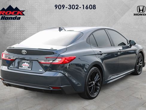 Used 2026 Toyota Camry SE w/ Convenience Package FWD image 6
