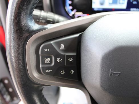 Used 2021 Ford Bronco Badlands image 16