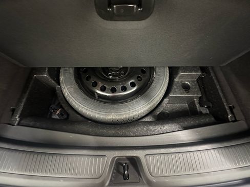 Certified 2023 Buick Envision Avenir FWD image 12