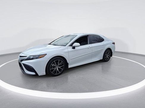 Certified 2023 Toyota Camry SE image 5
