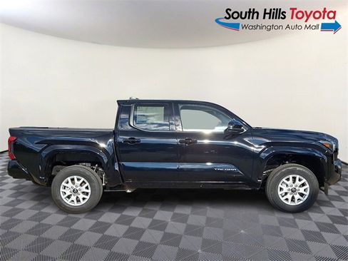 New 2026 Toyota Tacoma SR5 image 7