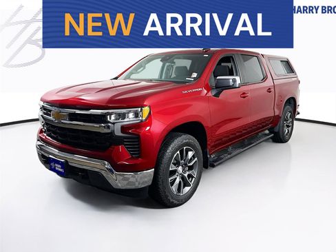 Used 2023 Chevrolet Silverado 1500 LT w/ Convenience Package II image 1