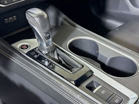 Used 2019 Nissan Altima 2.5 SL FWD image 15