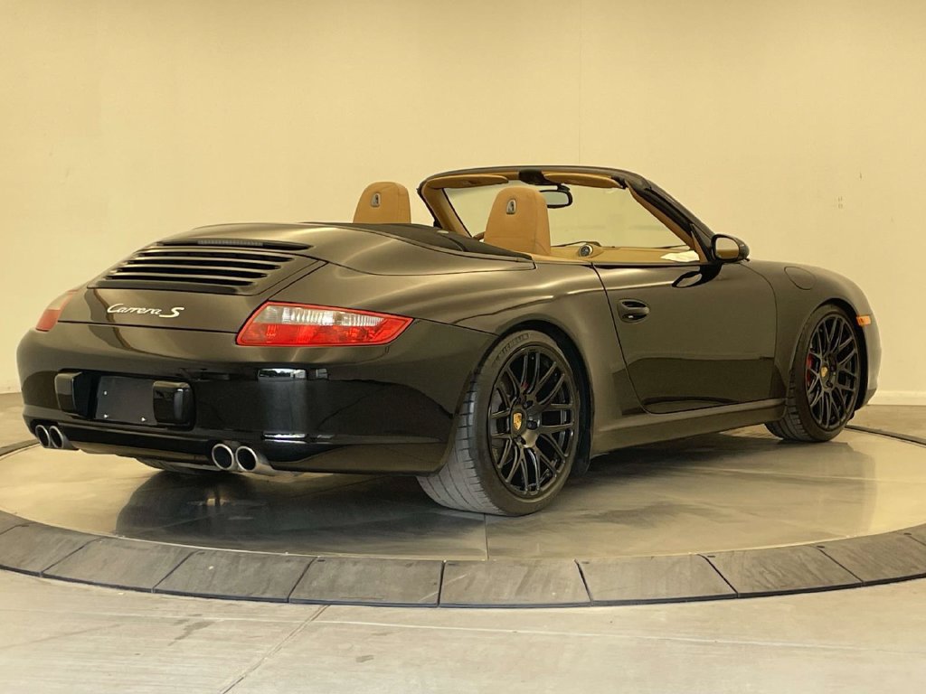 Used 2006 Porsche 911 Carrera S RWD image 7