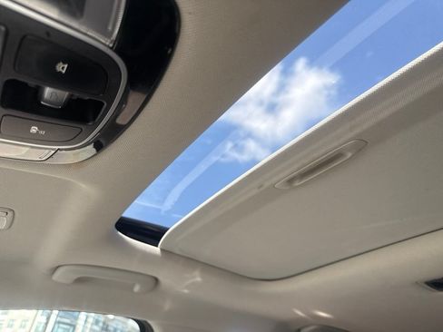 Used 2022 Hyundai Tucson SEL w/ Convenience Package FWD image 3
