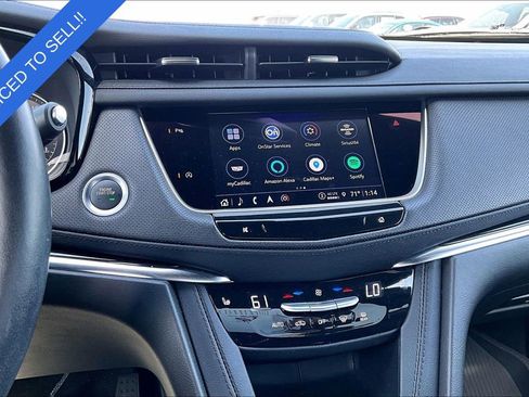 Used 2024 Cadillac XT5 Premium Luxury w/ LPO, Floor Liner Package image 9