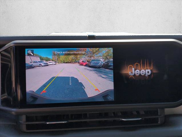Used 2025 Jeep Gladiator Sport AWD/4WD image 20