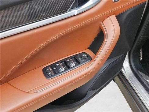 Used 2017 Maserati Levante S image 14