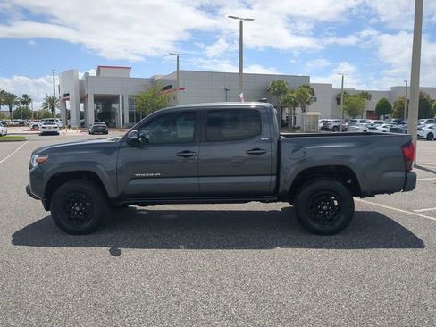 Certified 2022 Toyota Tacoma SR5 image 7