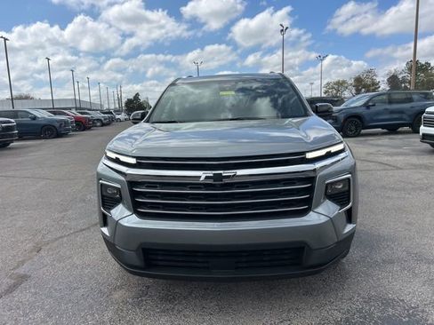 New 2026 Chevrolet Traverse LT w/ Sun and Wheel Package image 8