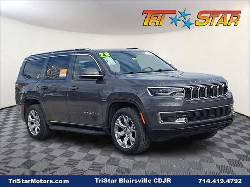 Certified 2022 Jeep Wagoneer Series I w/ Convenience Group I AWD/4WD image 1