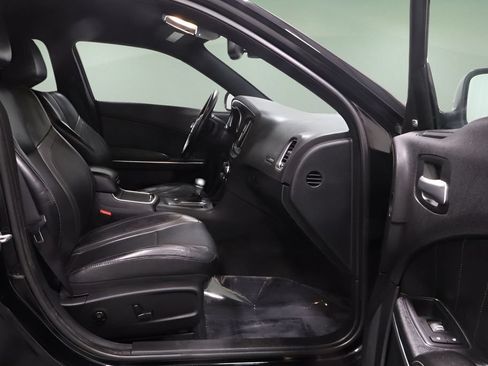 Used 2016 Dodge Charger SXT w/ AWD Plus Group image 15