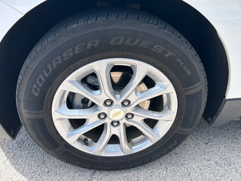 Used 2019 Chevrolet Equinox LT FWD image 5