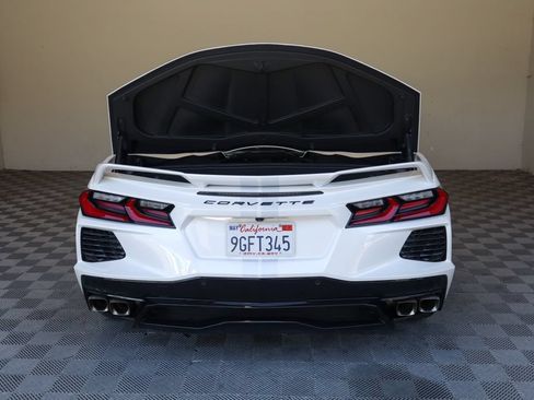 Used 2023 Chevrolet Corvette Stingray Premium Conv w/ Z51 Performance Package RWD image 9