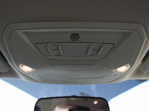 Used 2018 Ford Escape SE w/ SE Sport Appearance Package image 24