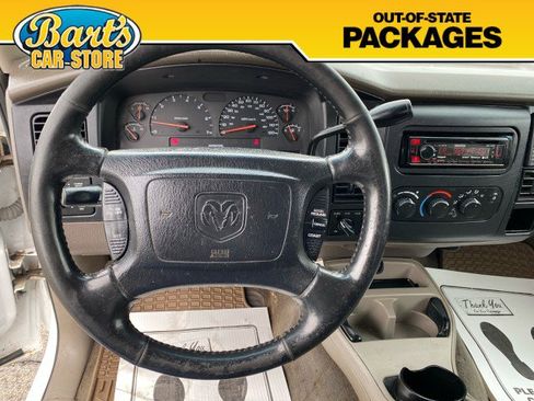 Used 2004 Dodge Dakota Sport w/ Deluxe Convenience Group image 27