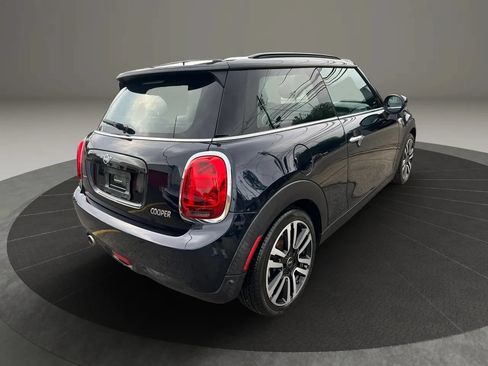 Used 2020 MINI Cooper 2-Door Hardtop FWD image 3
