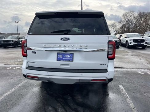 Used 2023 Ford Expedition Max Limited image 4