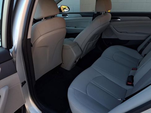 Used 2018 Hyundai Sonata SEL image 18