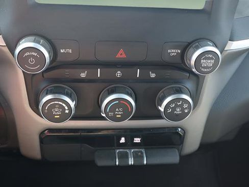 Used 2023 RAM 1500 Lone Star AWD/4WD image 25