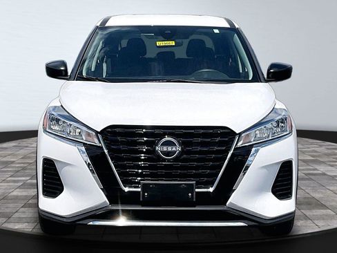 Certified 2023 Nissan Kicks S FWD image 2