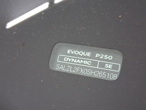 Certified 2025 Land Rover Range Rover Evoque Dynamic SE AWD/4WD image 19