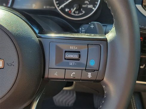 Used 2023 Nissan Rogue SL w/ SL Premium Package image 27