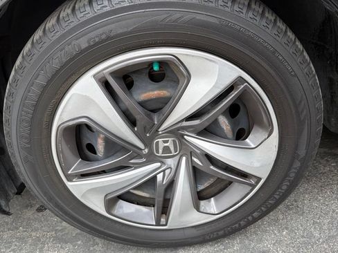 Used 2019 Honda Civic LX image 4