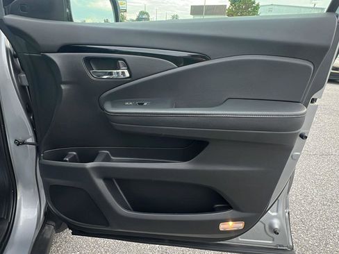 Used 2020 Honda Ridgeline RTL-E image 12