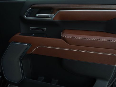 Used 2024 GMC Sierra 1500 Denali Ultimate image 11