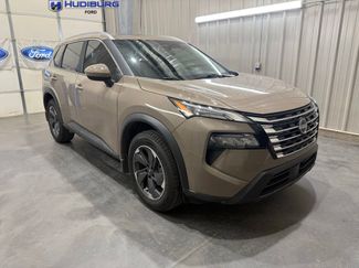 Used 2025 Nissan Rogue SV w/ SV Premium Package FWD video 1