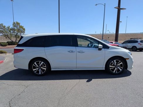 Used 2019 Honda Odyssey Elite image 4