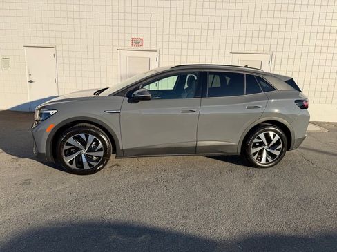 New 2026 Volkswagen ID.4 Pro image 3